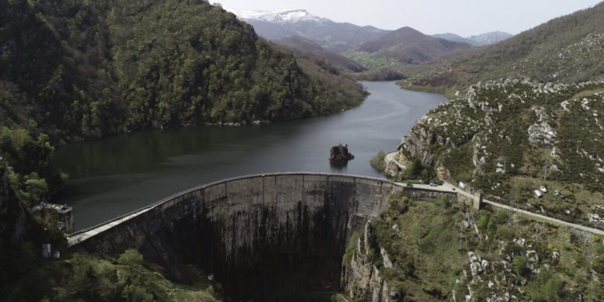 Hidroeléctricas en España